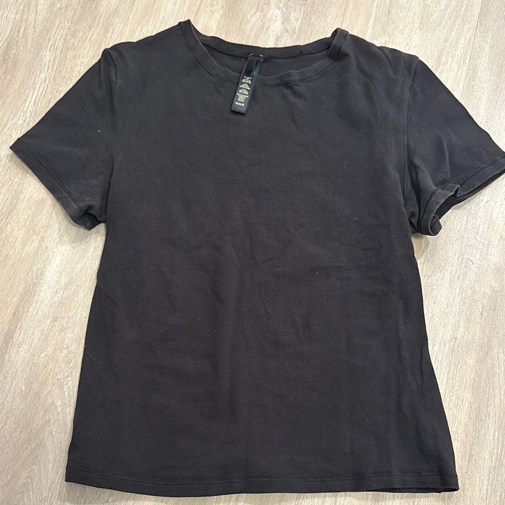 Skims black t-shirt size M